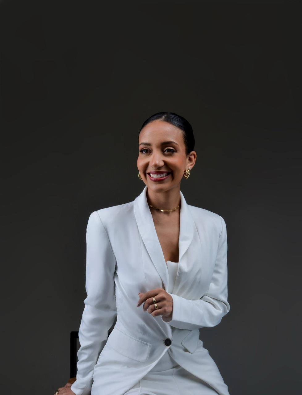 Dra. Andreza Ferreira